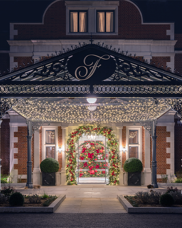 Professional luxury Christmas display at Fairmont hotel in Windsor
